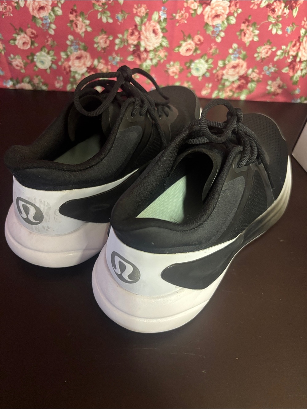 lululemon athletica Women’s Black and White Lace-Up Sneakers